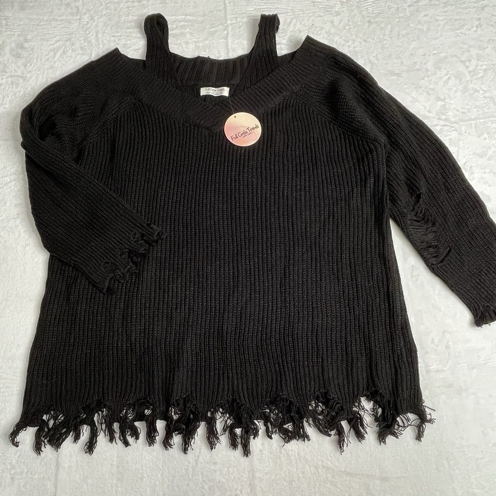 NWT Womens Sweater Plus Size 3X Frayed Whimsy Goth‎ Grunge Distressed Black Flaw